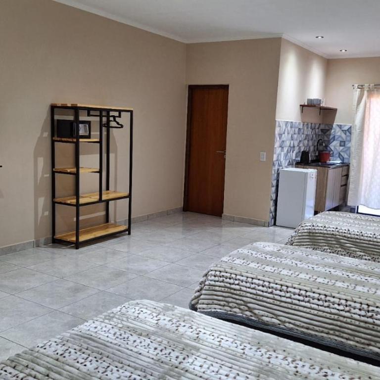 Apart puesta del sol Iguazú - Habitación Cuádruple con balcón - 1