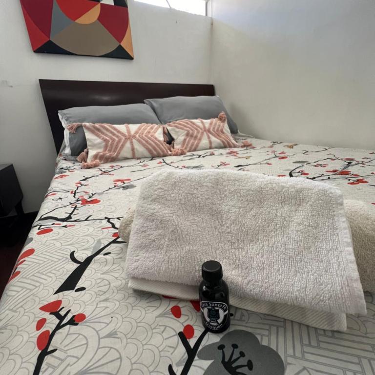 Habitaciones Tranquilas Embajada de México - Habitación Doble con baño compartido - 4