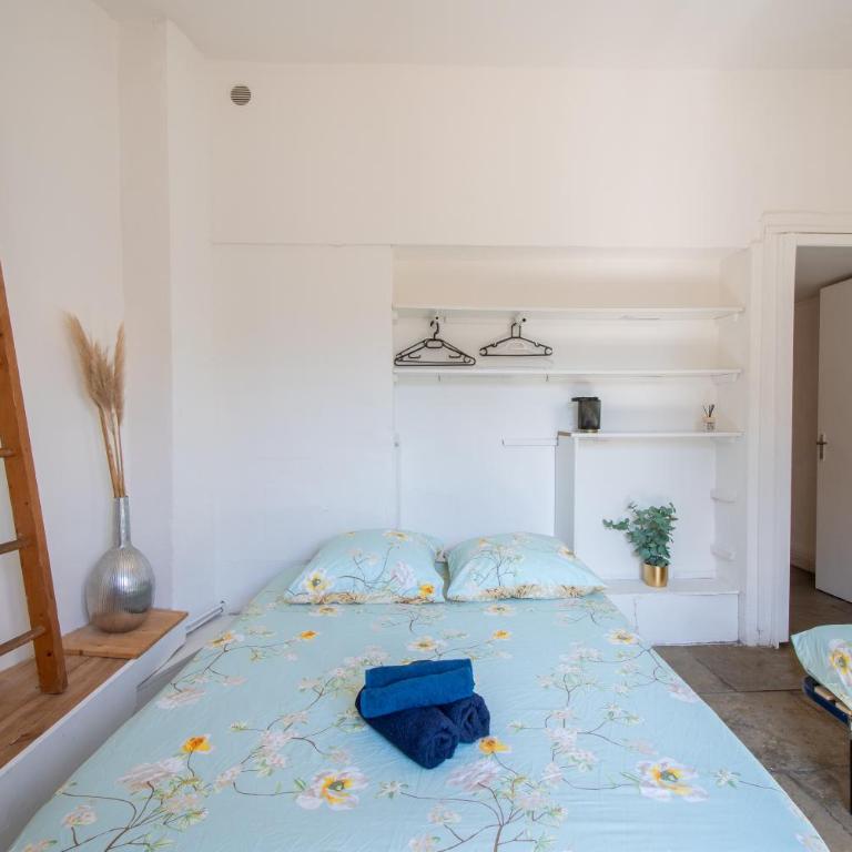 Loft du Vieux Montpellier - Centre historique - Three-Bedroom Apartment - 24