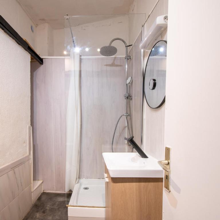 Loft du Vieux Montpellier - Centre historique - Three-Bedroom Apartment - 27