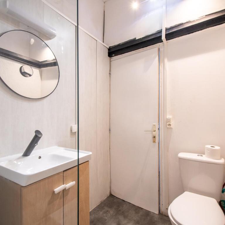 Loft du Vieux Montpellier - Centre historique - Three-Bedroom Apartment - 30