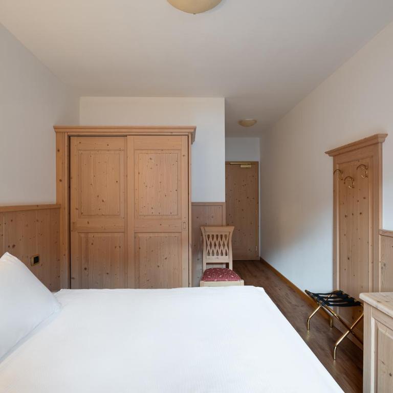 Beverly Alps Hotel & Spa - Habitación Doble Económica - 5