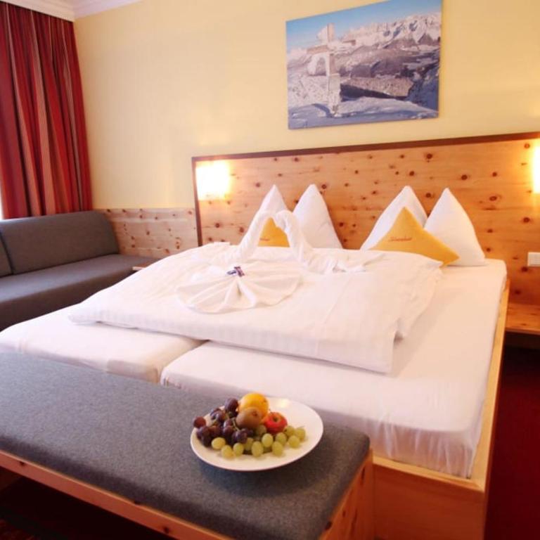 Hotel Erlebniswelt Stocker - Doppelzimmer mit Zustellbett - 7