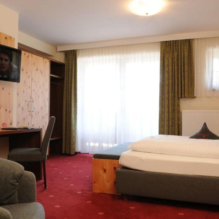 Hotel Erlebniswelt Stocker - Großes Doppelzimmer - 7