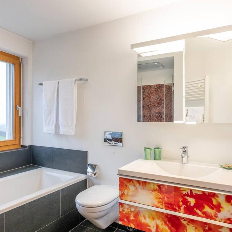 Edelweiss Ferienwohnung, Panoramablick - Apartment mit Blick auf die Berge - 25