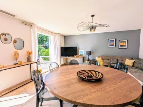 VILLA T4 - Piscine - WIFI - CLIM - Boulodrome - Plage à 170m - Villa mit 3 Schlafzimmern - 55