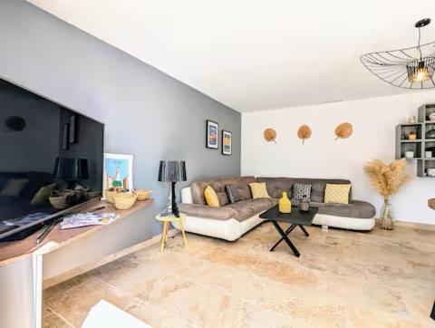 VILLA T4 - Piscine - WIFI - CLIM - Boulodrome - Plage à 170m - Villa mit 3 Schlafzimmern - 65