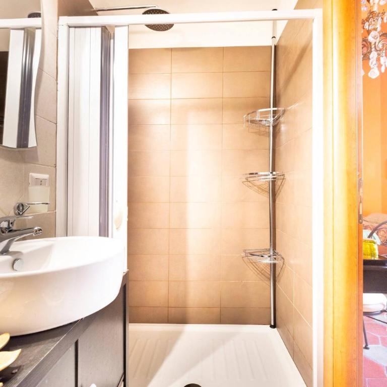 Anirbas - Double or Twin Room with Balcony - 24
