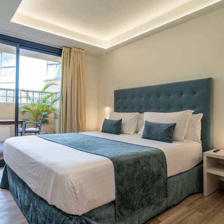 Hotel Concordia Barcelona - Deluxe Twin Room - 3
