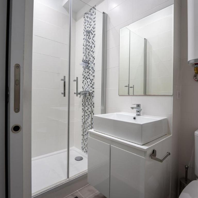 Résidence Coliving Bordeaux : Chambres Privées Tout Inclus - Chambre Double avec Salle de Bains Privative - 4