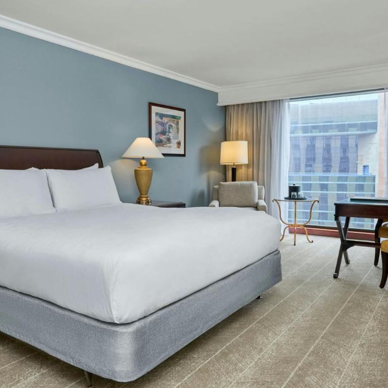 JW Marriott Caracas - Guest Room with City View - 3