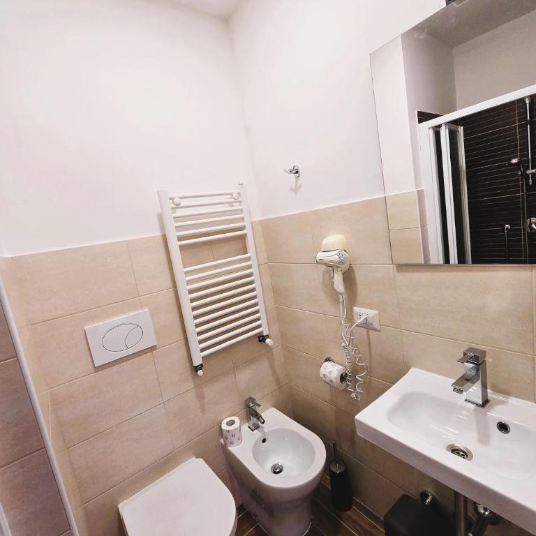 Susys's Guest House - Room Castel Sant'Angelo - Camera Matrimoniale con Bagno Privato - 4