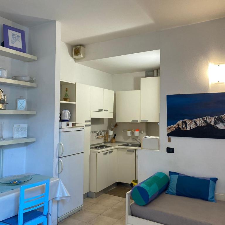 Bilocale atelier in centro storico - One-Bedroom Apartment - 3