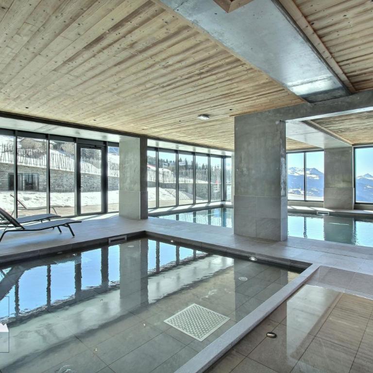 ARC 1600, Résidence Premium LE RIDGE, Appartement 08 personnes Vue Montagne - Ski aux pieds - Sauna, Hammam, Piscine intérieure chauffée, Salle de sport & fitness - Apartment mit 3 Schlafzimmern und Bergblick - 33