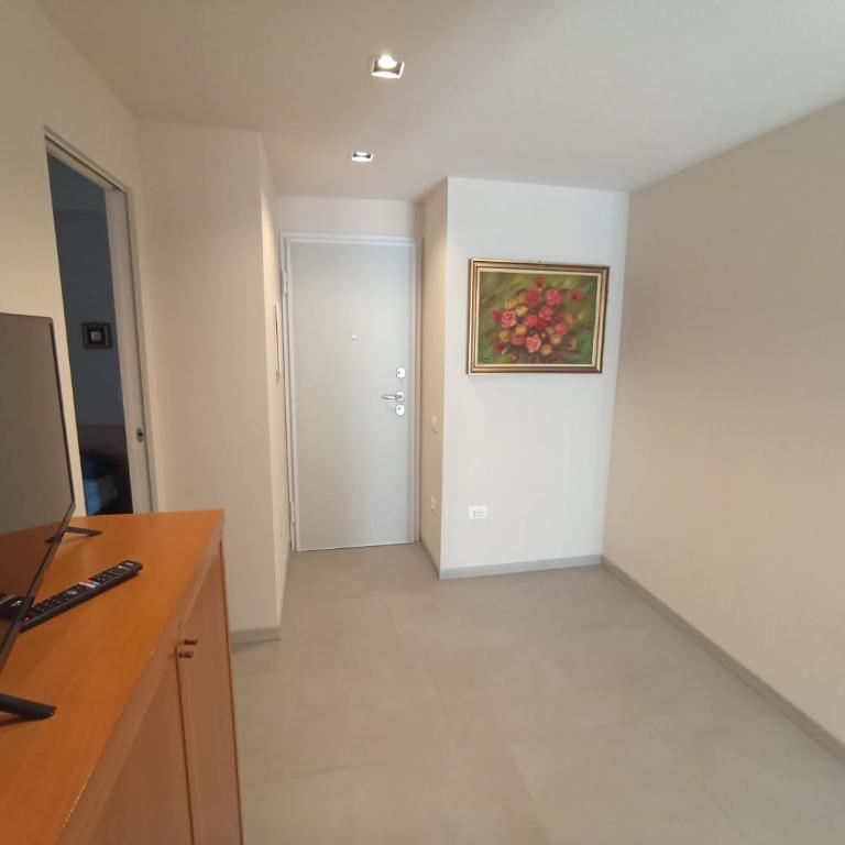 Trilocale in centro vicino al parco Monte Urpinu - Appartamento con 2 Camere da Letto - 1