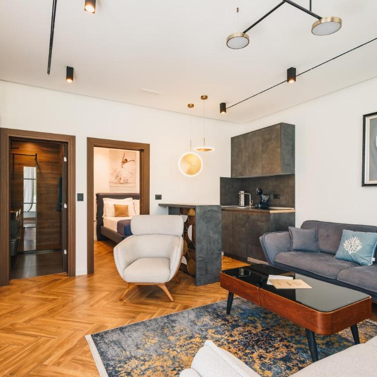 Giardino Lux Apartments - One-Bedroom Apartment - 6