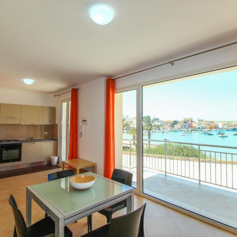 Family Suite Porto Vecchio - Casa a Schiera con 3 Camere da Letto - 6