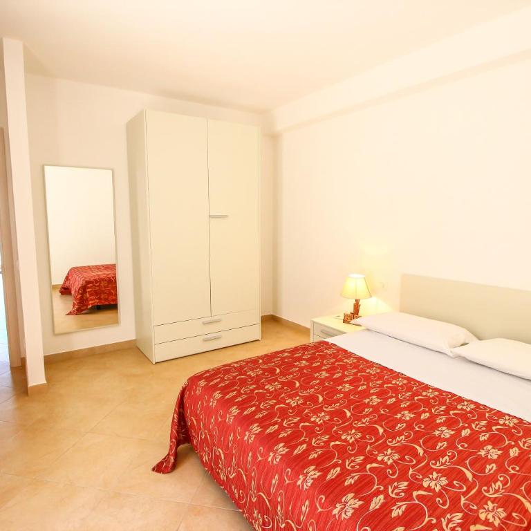 Family Suite Porto Vecchio - Casa a Schiera con 3 Camere da Letto - 7