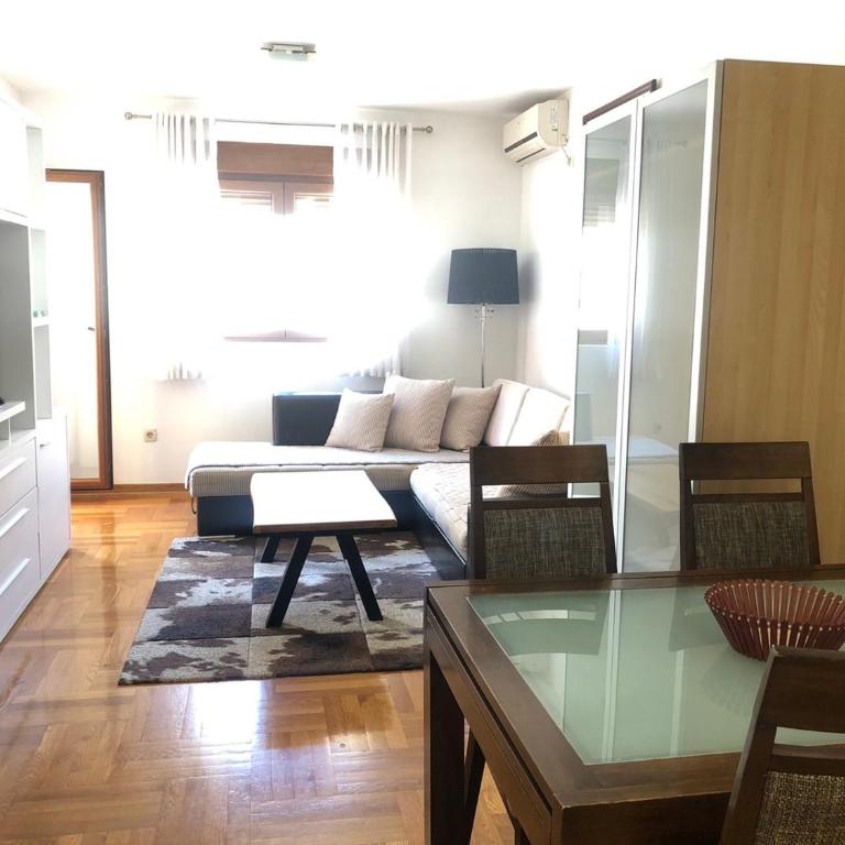 Stari Aerodrom City Centre Residence - Apartman sa 1 Spavaćom Sobom - 1