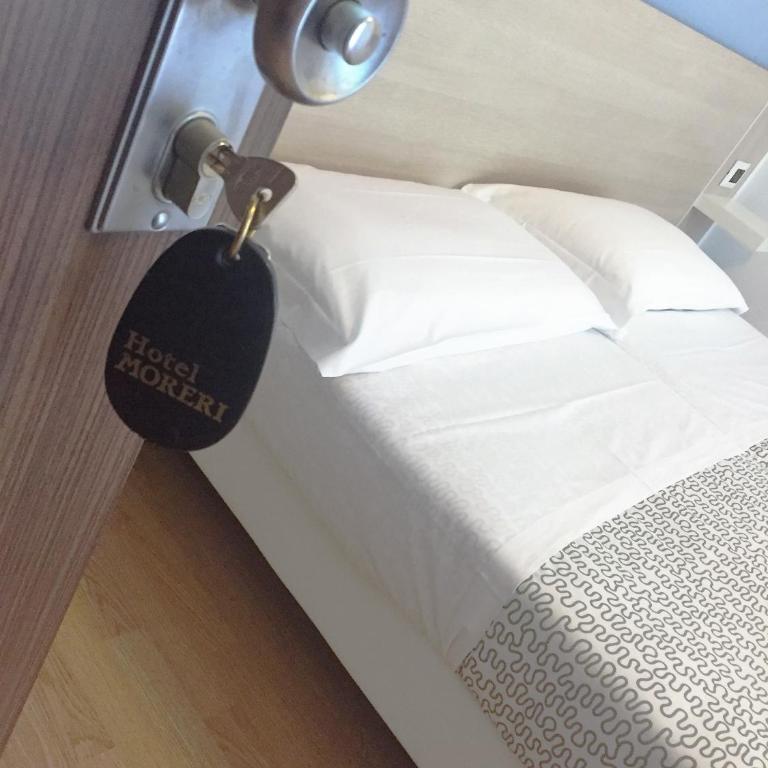 Hotel Moreri - Economy Double Room - 10
