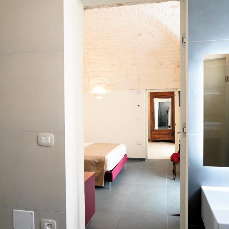 Palazzo Sozzi - ANTICO SPLENDORE nel CUORE di OSTUNI - Double Room - Disability Access - 33