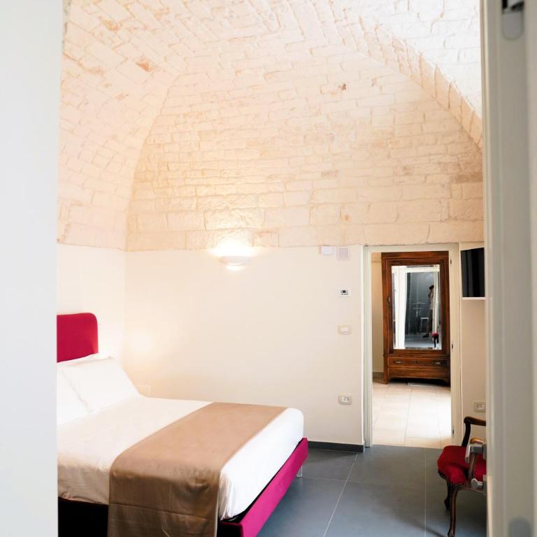 Palazzo Sozzi - ANTICO SPLENDORE nel CUORE di OSTUNI - Double Room - Disability Access - 27