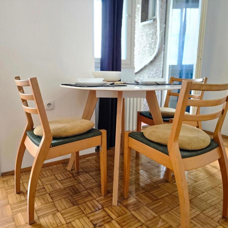 Boulevard apartment RentiGo - Apartman sa 1 Spavaćom Sobom - 1
