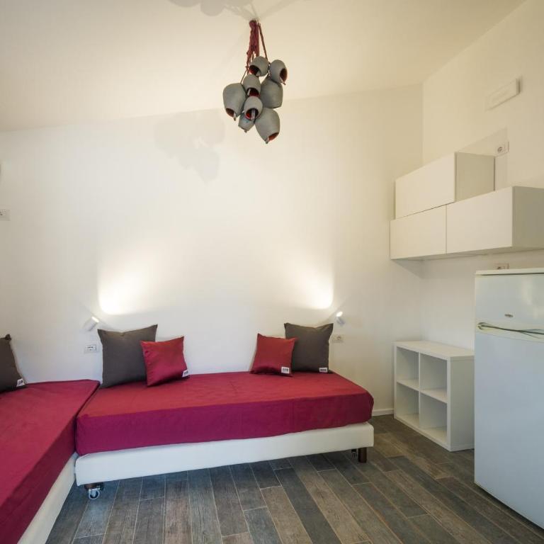 Tiliguerta Glamping&Camping Village - Bungalow Superior - 11