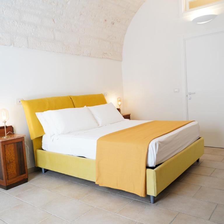Palazzo Sozzi - ANTICO SPLENDORE nel CUORE di OSTUNI - Standard Double Room - 1