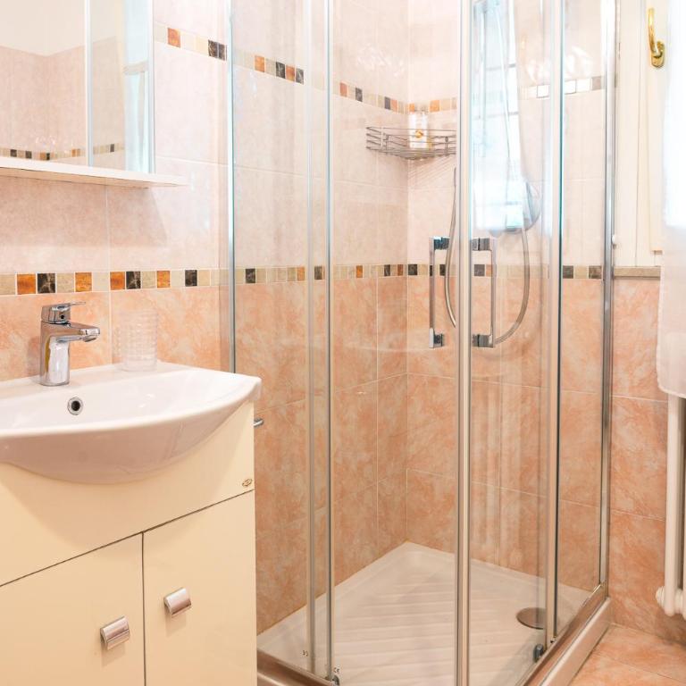 Borgo Tarapino Campagna - Camera Matrimoniale con Bagno Privato - 8