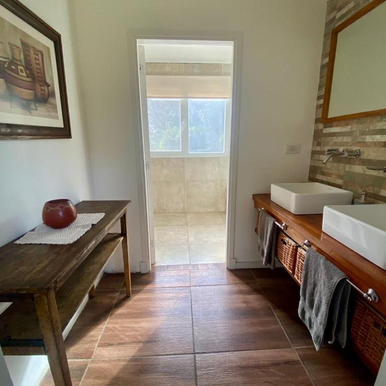 CASA CALMA refugio en medio de la naturaleza de Acantilados y amantes del golf - Casa - 17