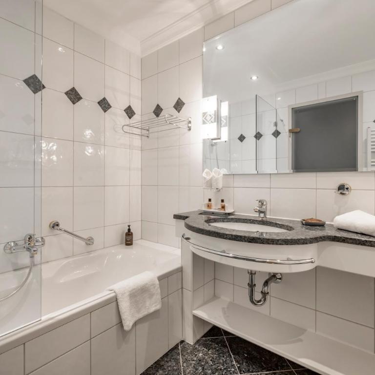 Natur & Spa Hotel Lärchenhof - Deluxe Doppelzimmer - 9