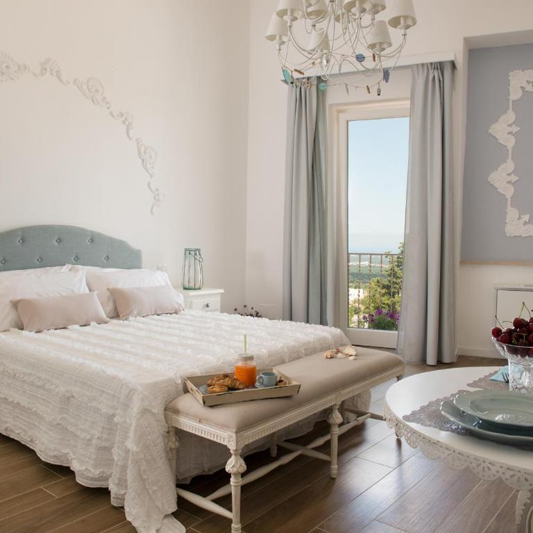 Biancadamare - Deluxe Double Room with Balcony and Sea View - 2
