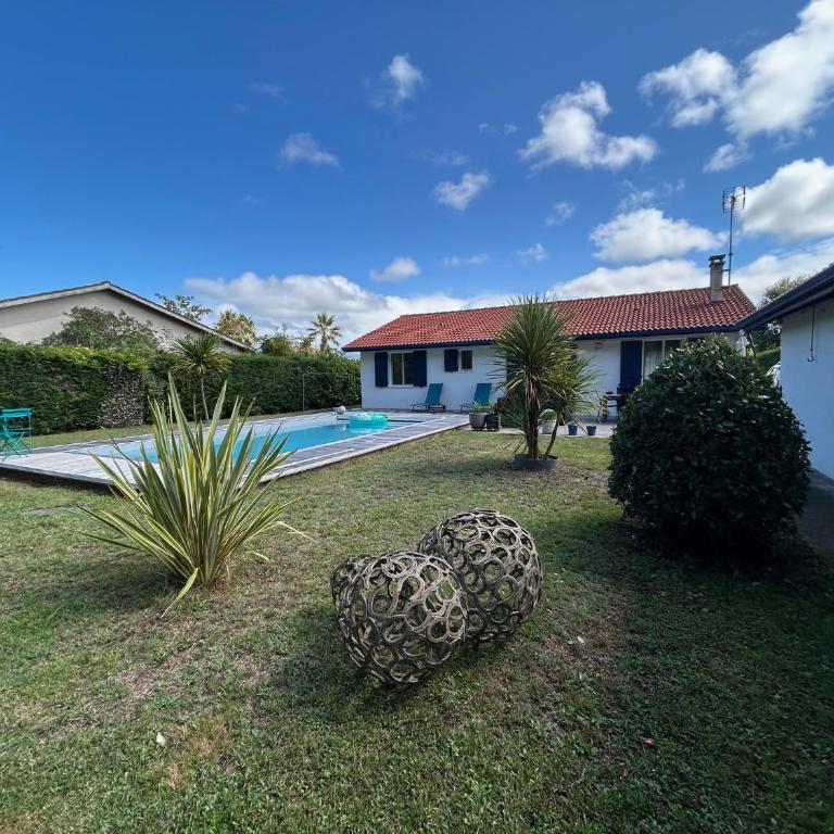 Maison familiale avec piscine - Casa de 3 dormitorios - 2