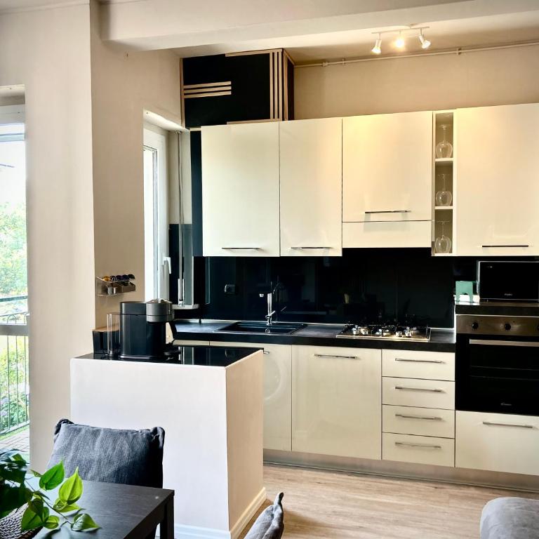 Pasitea Green Milano - 1 Min Walk Tram to Duomo, Easy to Rho Fiera - Appartamento con 1 Camera da Letto e Balcone - 5