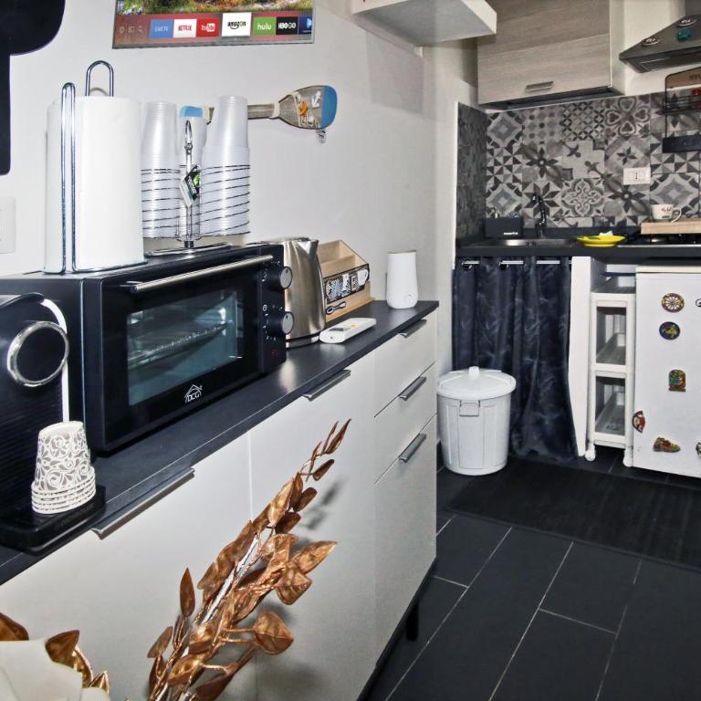 Home La Marina 2 - Appartamento con 1 Camera da Letto - 11