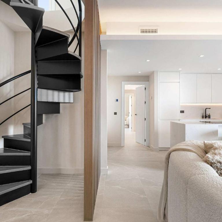 Penthouse Lira I Modern Luxurious Plunge Pool - Apartamento - 3