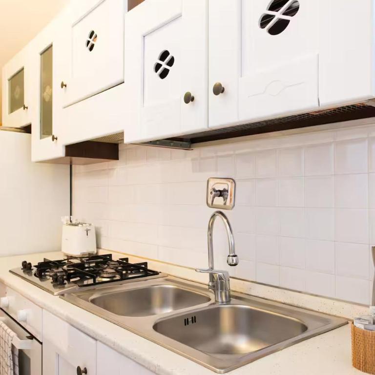 2 apartments next to a market and Piazza Santa Croce - HomeUnity - One-Bedroom Apartment - 5