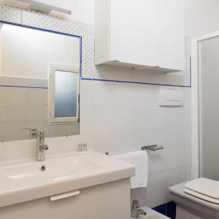 2 apartments next to a market and Piazza Santa Croce - HomeUnity - One-Bedroom Apartment - 16