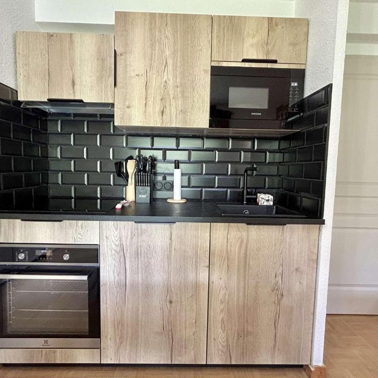 Charmant T2 à Flumet, piscine et parking, 4 pers. - Apartamento de 1 dormitorio - 8