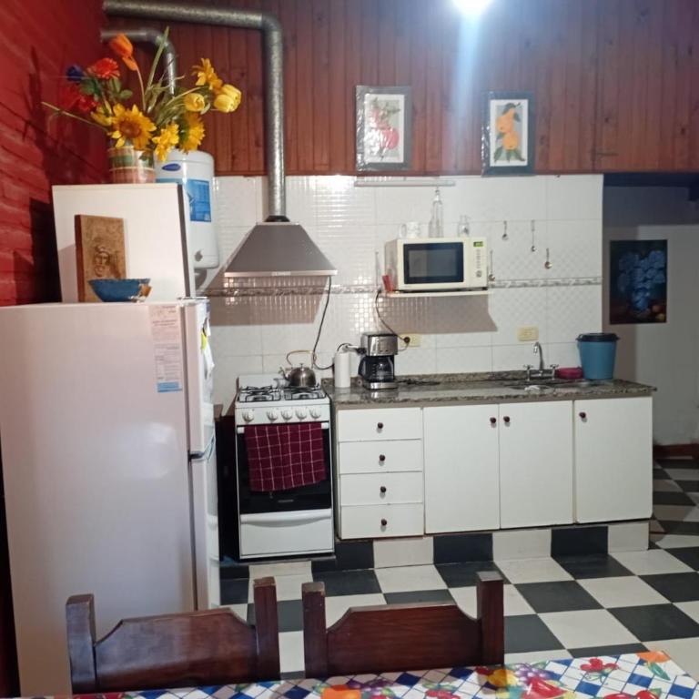 Cabañas Silvia Banegas - Casa de 2 dormitorios - 6