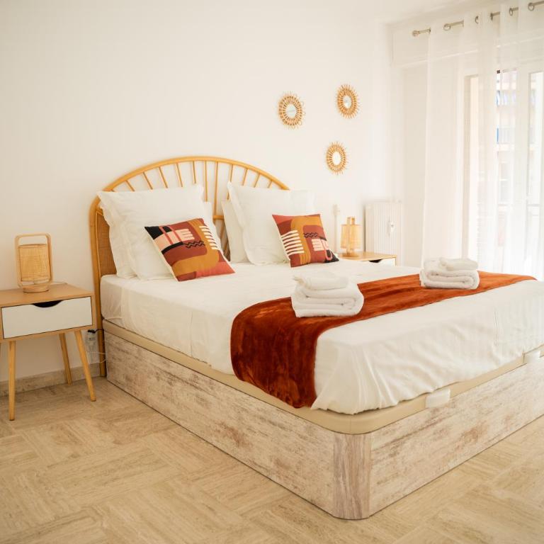 Appartement Spacieux au Port de Nice avec Clim et Parking Gratuit - Appartement 2 Chambres - 1