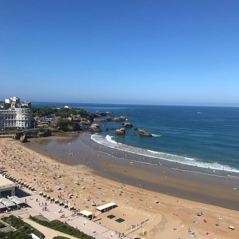 Beau studio rénové, balcon, accès plage, piscine - Studio mit Balkon - 12