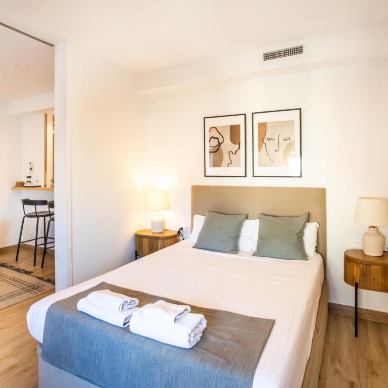61IND1124- Beautiful apartment near sagrada famili - Three-Bedroom Apartment - 5
