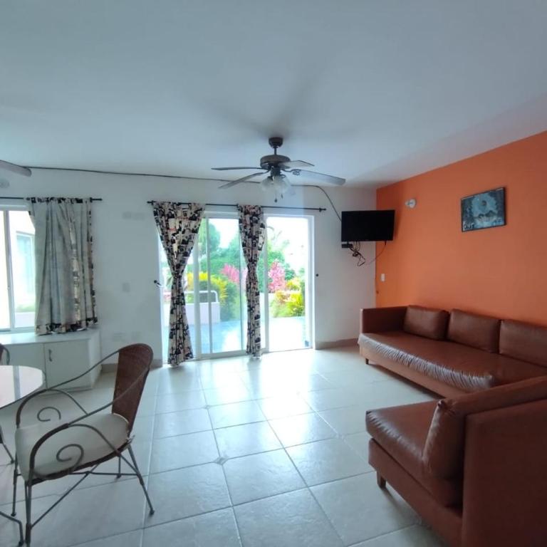Dpto PUNTA ARENA ATACAMES - Three-Bedroom Apartment with Water View - 8