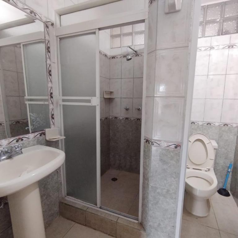 Dpto PUNTA ARENA ATACAMES - Three-Bedroom Apartment with Water View - 14