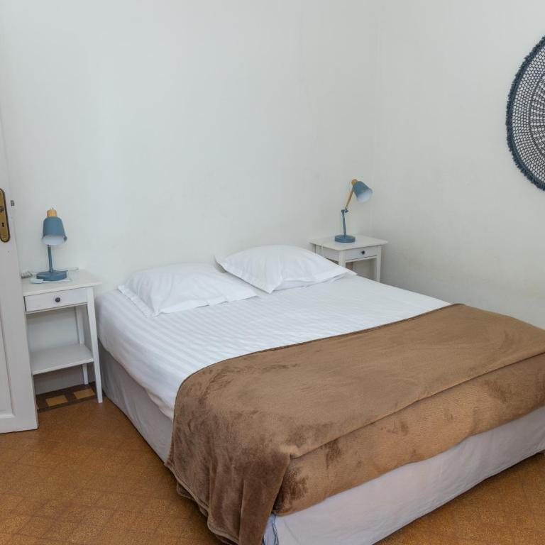 Appartement au Château Maravenne - Maison 1 Chambre - 5