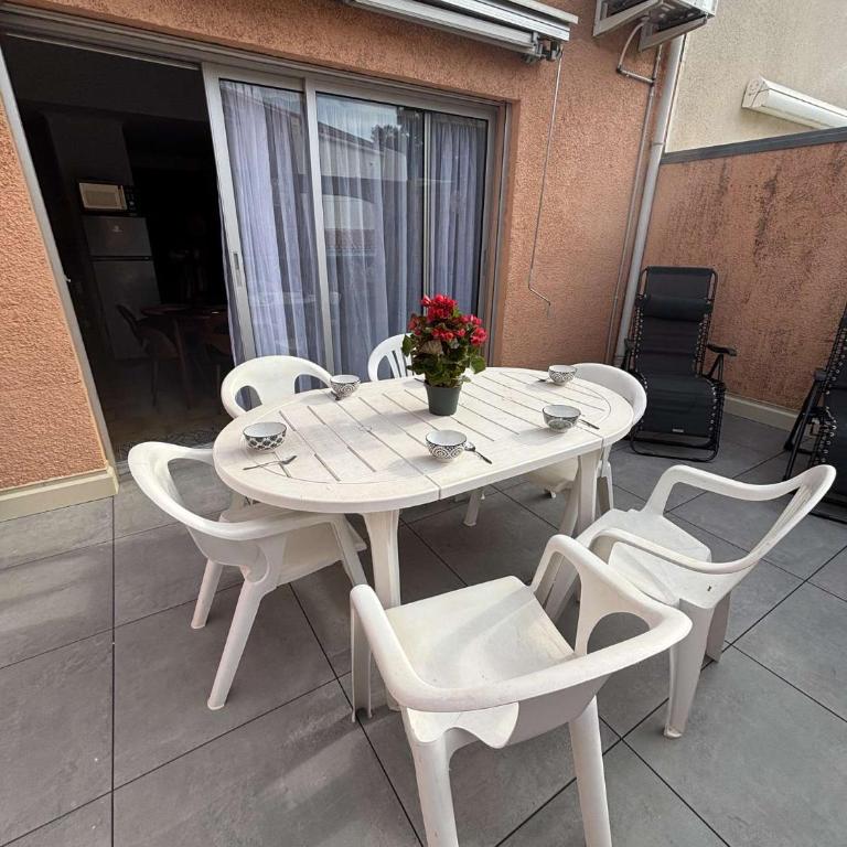 Appartement trois pièces climatisé avec terrasse- AR021-034 - Appartamento - 3