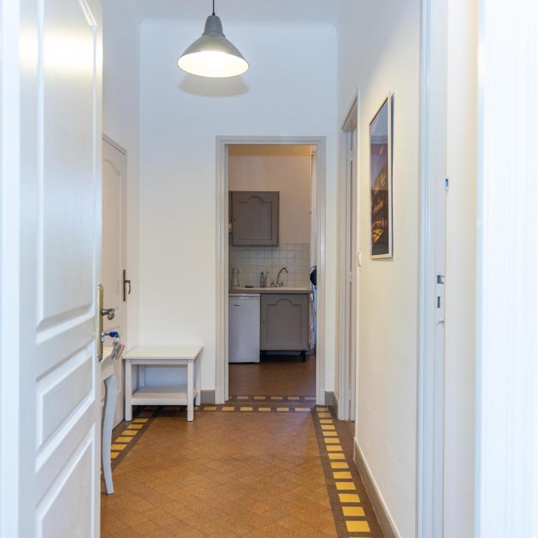 Appartement au Château Maravenne - Maison de Vacances - 8