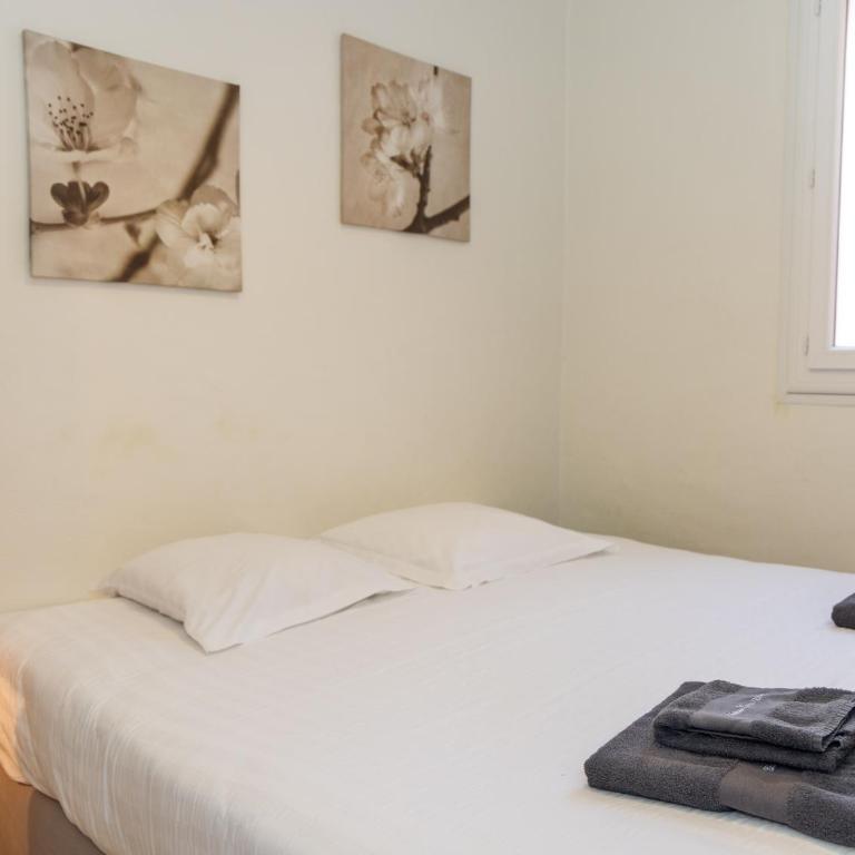 Appartement au Château Maravenne - Maison de Vacances - 9